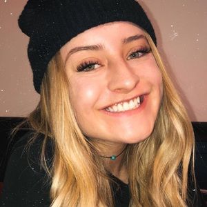 Meet your Posher, Evelyn